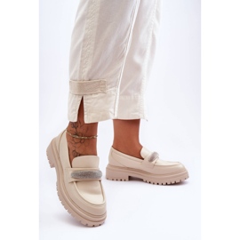 PG1 Mocassini in pelle spessa di Aricka con abbellimenti beige 1