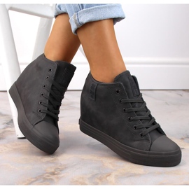 Sneakers con zeppa da donna isolate grigio Big Star MM274005 1