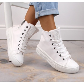 Sneakers isolate Big Star MM274021 bianche con lacci e cerniera bianca 1