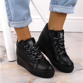 Sneakers nere da donna con zeppa Big Star EE274127 nero 1