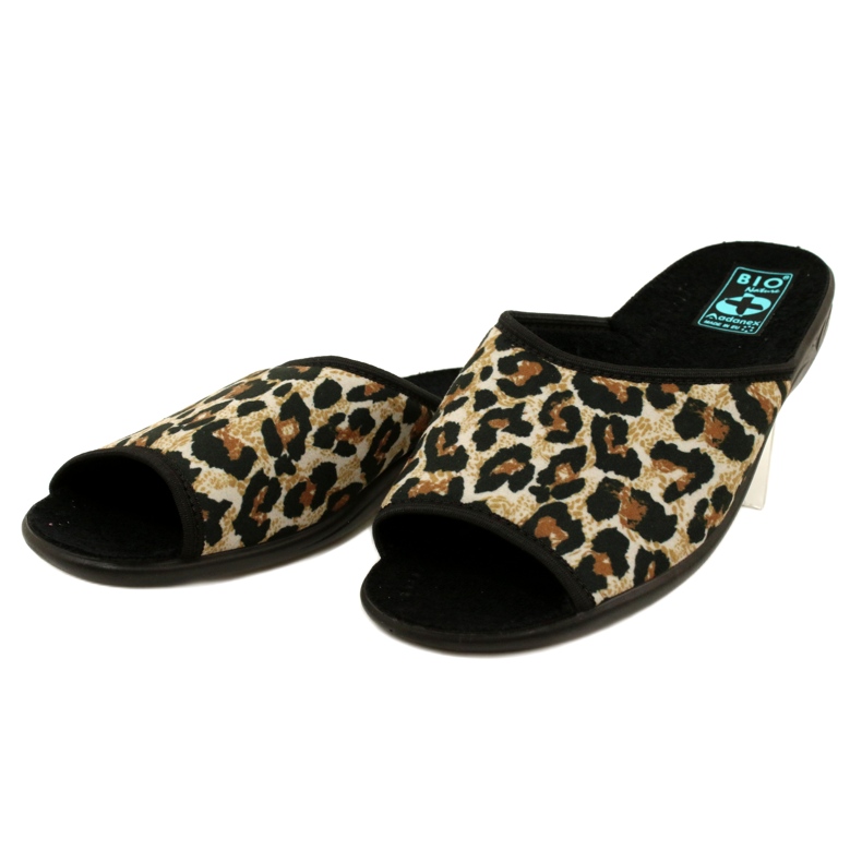 Pantofole leopardate da donna Adanex 16833 nero 3