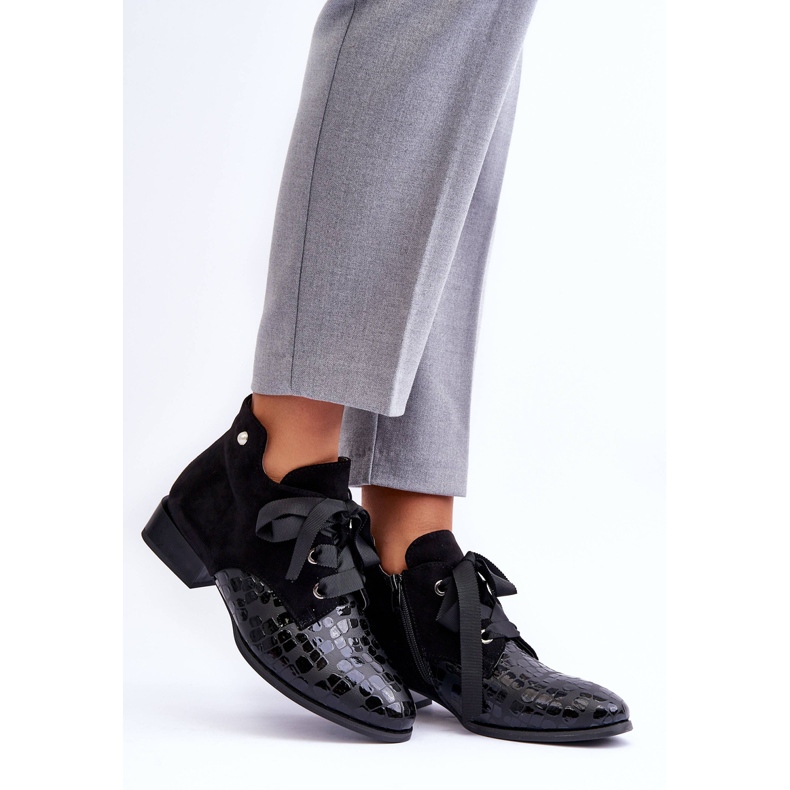 PD1 Tacchi piatti da donna con lacci neri Meroni nero 1