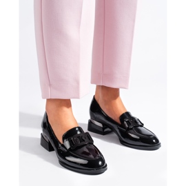 Scarpe da donna laccate nere con fibbia Vinceza nero 1