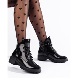 Stivali laccati neri da donna Vinceza nero 1