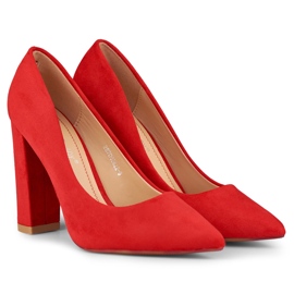 Pompe rosse sul palo rosso 2