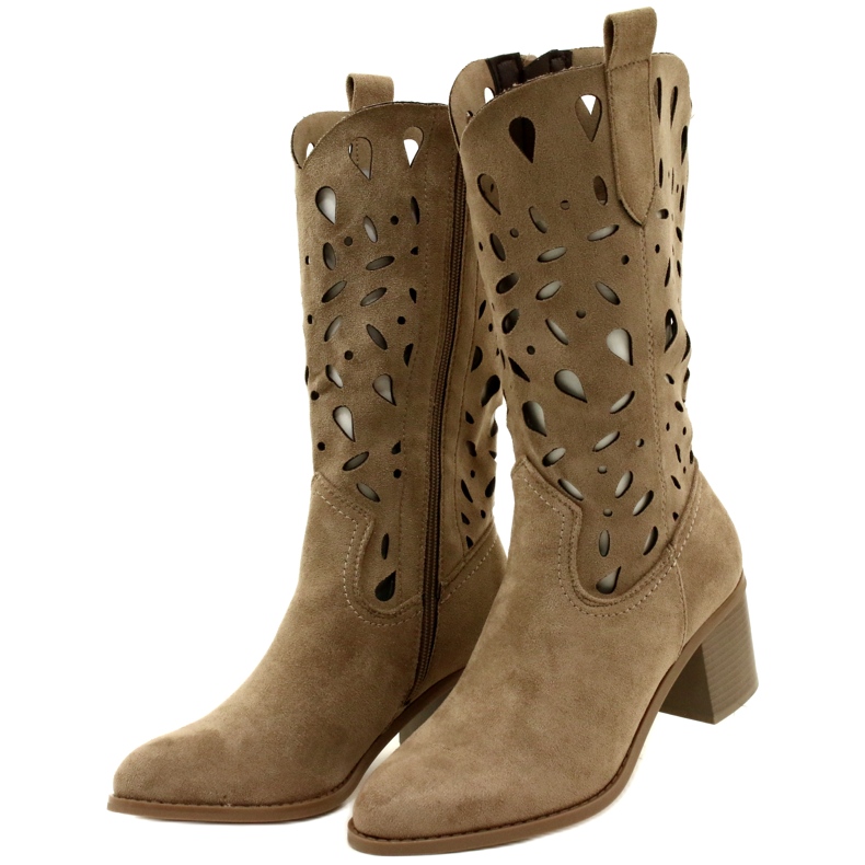 M.Daszyński Stivali da donna in camoscio traforato MR2337-3 Beige 3