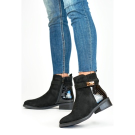 Eleganti stivali da donna con suola piatta nero 1