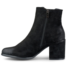 Classici stivali in camoscio nero di Blaise 1