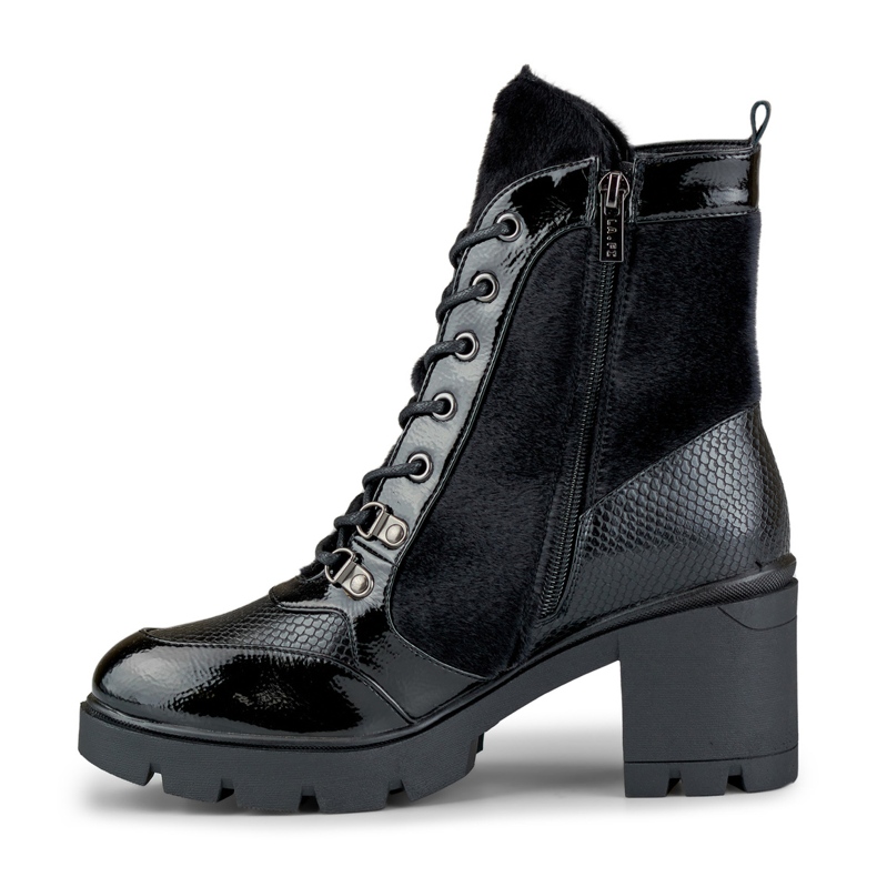 Stivali da donna alla moda realizzati in materiale decorativo nero 1