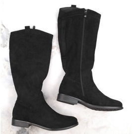 Stivali da donna in camoscio nero traforato Vinceza 16456 1