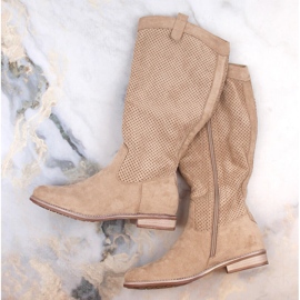 Stivali da donna in camoscio traforato beige Vinceza 16456 1