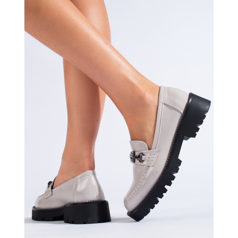 Eleganti mocassini con plateau grigi di Shelovet grigio 1