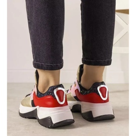 Sneakers oro con suola alta primaverile nero 2