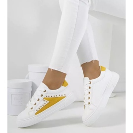 Sneakers bianche e gialle dell'Udinesi bianco giallo 1