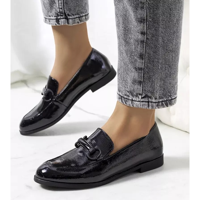 Scarpe in pelle laccata nera di Liese nero 1