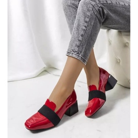 Scarpe laccate rosse sul palo di Tammy rosso 2
