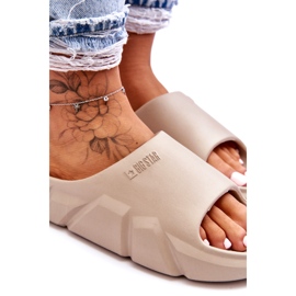 Pantofole da donna in schiuma leggera Big Star LL274593 Beige 2