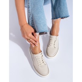 SHELOVET Scarpe da donna in pelle beige sulla piattaforma Shlovet 1