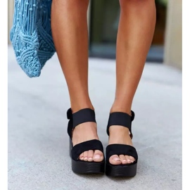 Sandali neri con zeppa di Romani nero 1