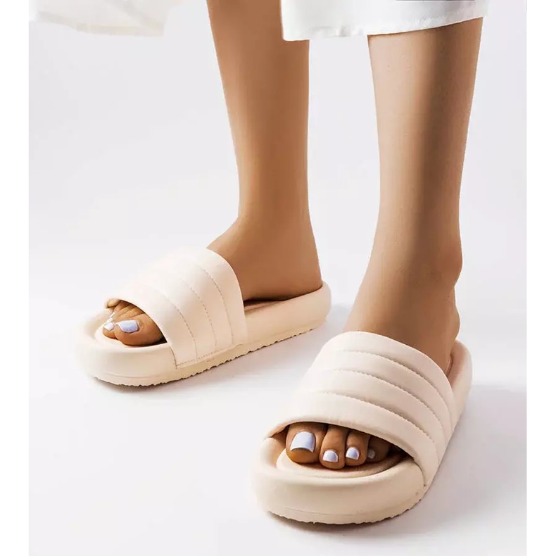 Pantofole casual beige di Skillen 1