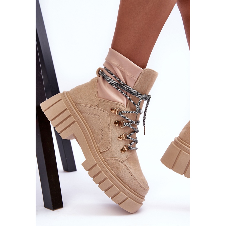 FB3 Stivaletti stringati in pelle scamosciata da donna Beige Ghianda 1