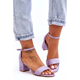 Sandali classici con tacco basso in pelle scamosciata viola luna di miele 3