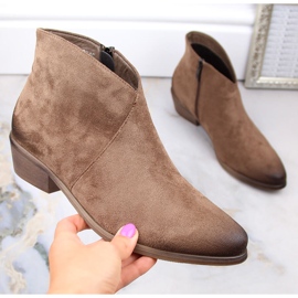 Stivali da cowboy da donna in pelle scamosciata beige Potocki SZ12188 1