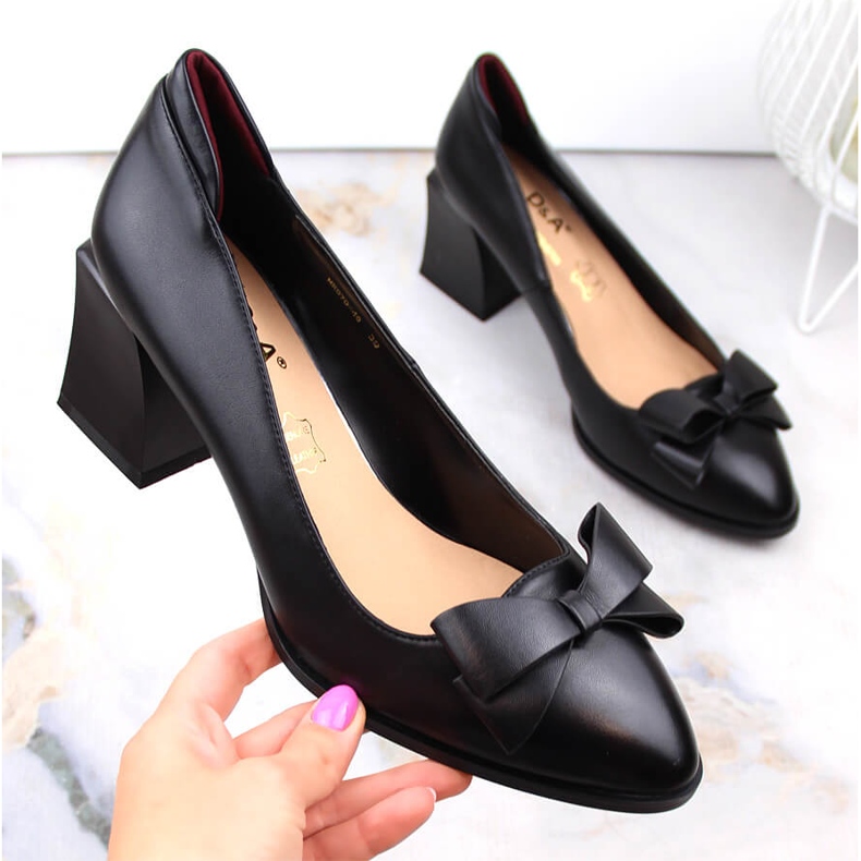 Scarpe da donna con tacco e fiocco nero D&amp;A S.Barski Collezione Premium MR870-48 1