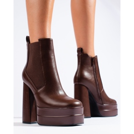 Stivali Shelovet marroni con plateau e elastico marrone 1