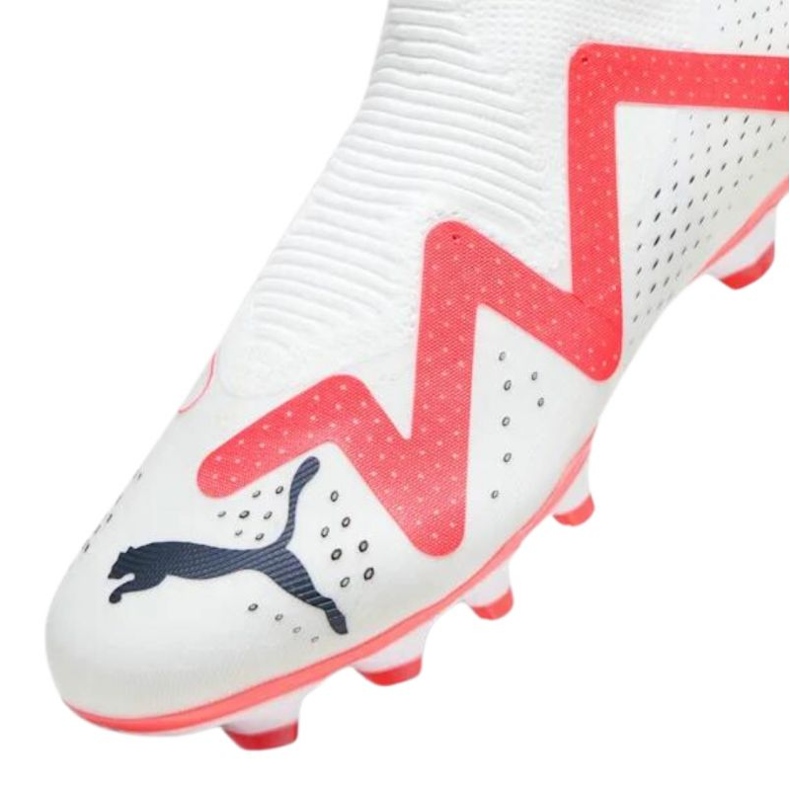 Scarpe da calcio bianche Puma Future Match+ Ll FG/AG 107366 01 con calzino bianco bianco 3