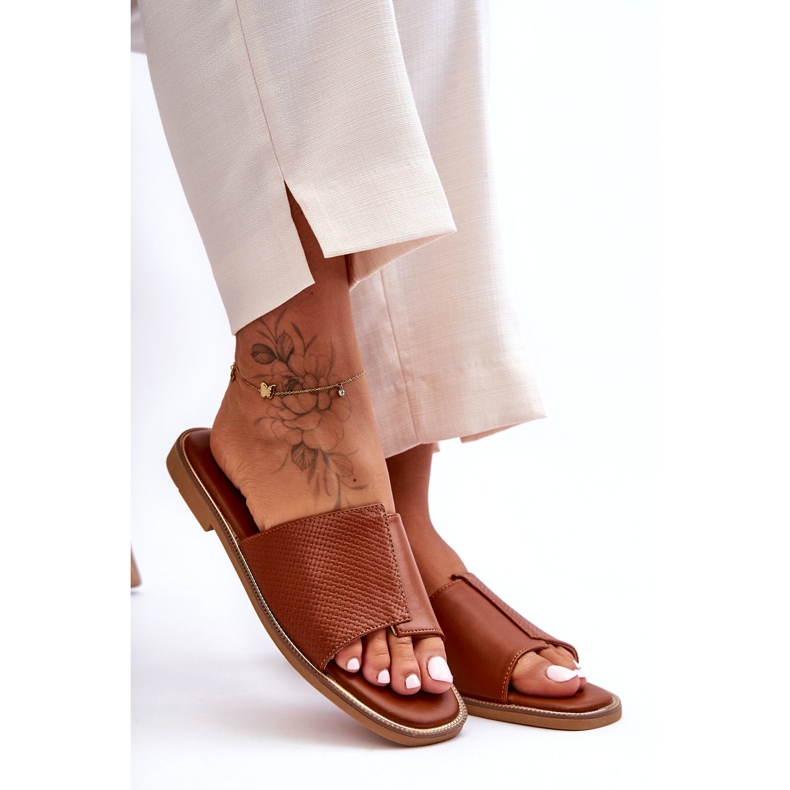 Pantofole da donna in pelle Camel Harmony marrone 7