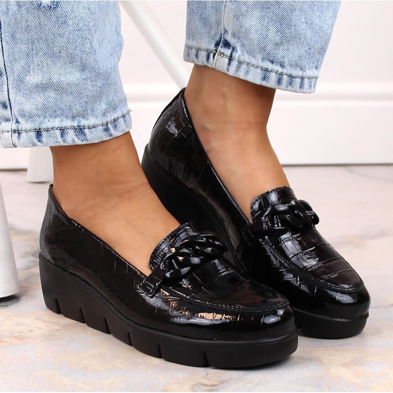 Scarpa da donna in pelle, laccata nera Croco Filippo nero 2