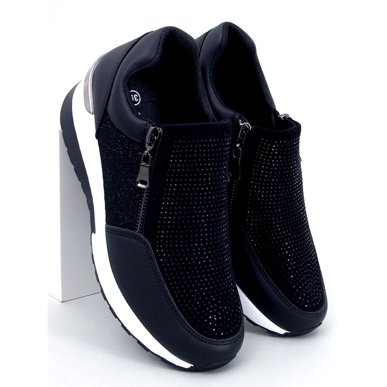 Sneakers sportive da donna con zeppa di colore nero lucido 2