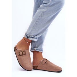 Infradito da donna beige in pelle scamosciata con pelliccia Haidamia 2