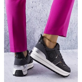 Sneakers nere con inserti in glitter di Léves nero 1