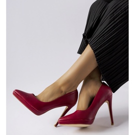 I classici tacchi alti bordeaux di Kristin rosso 1