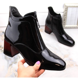Stivali da donna in vernice con tacco alto e cerniera, colore nero Vinceza 58120 1
