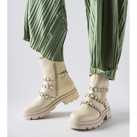 Stivaletti beige decorati con perle Callicratide 1