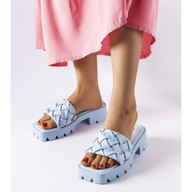 Infradito blu con suola trattore Lora 1