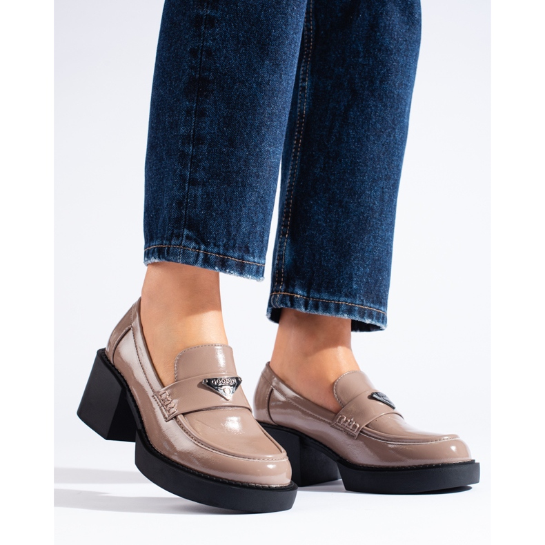 Scarpe Shelovet da donna laccate beige 1