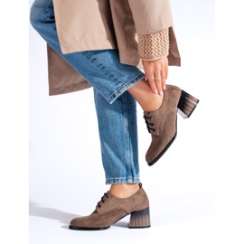 Scarpe con tacco alto Shelovet in pelle scamosciata beige scuro 1