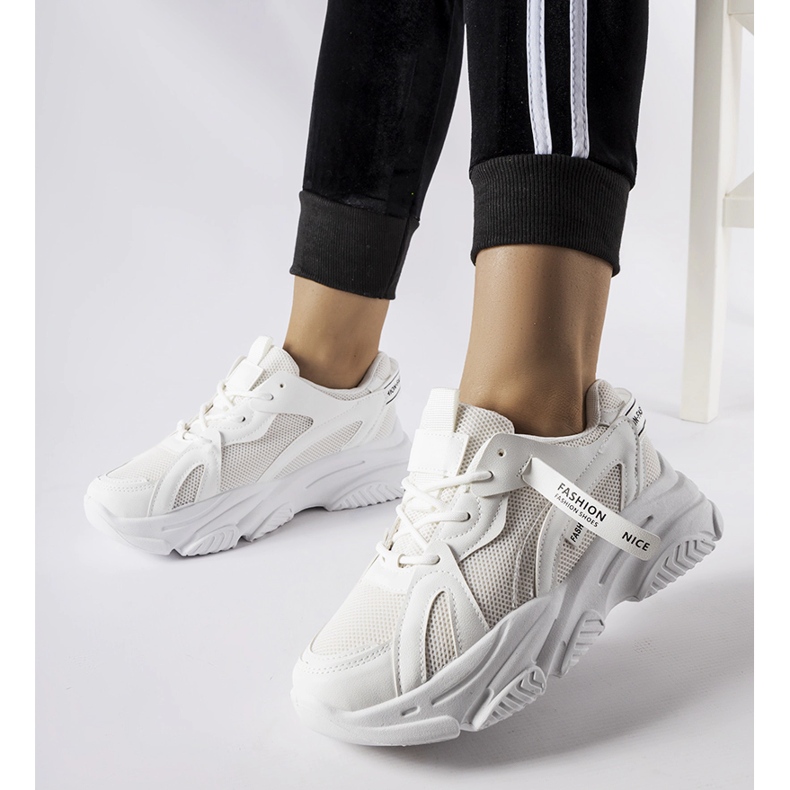 Sneakers bianche con suola spessa Fida bianco 1