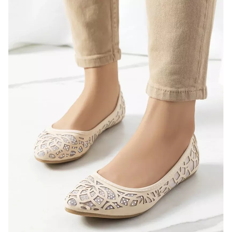 PA1 Ballerine traforate beige Lavarin 1