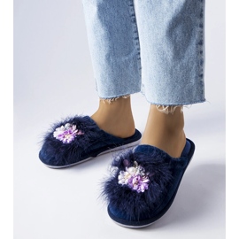 Calde pantofole blu navy con fiori Moly 1