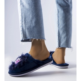 Calde pantofole blu navy con fiori Moly 2