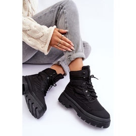 Stivaletti isolati Trappers da donna su piattaforma e tacco piatto Big Star MM274338 Nero 1
