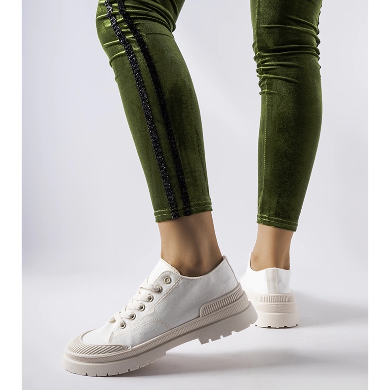 Sneakers in tessuto bianco di Nassar 1