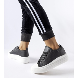 Sneakers nere con plateau Peculiar nero 1