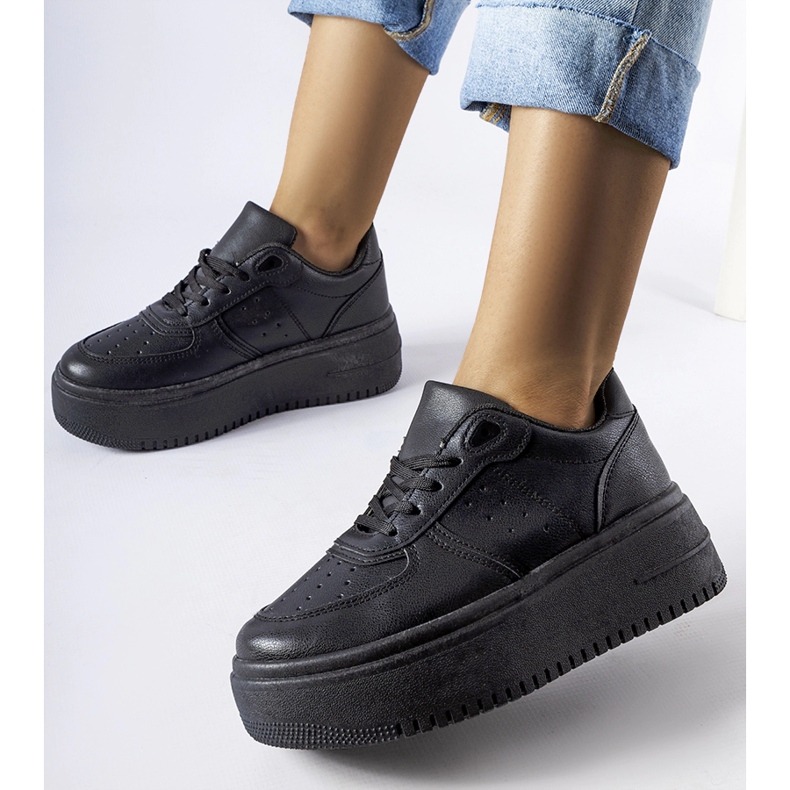 Scarpe da ginnastica nere sulla piattaforma Kassab nero 1