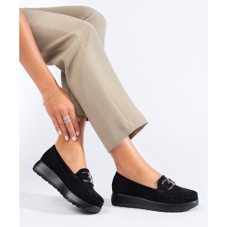 Mocassini da donna in camoscio nero di Shelovet 2